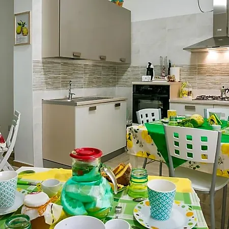 Menta E Limone Nocleg ze śniadaniem 3*